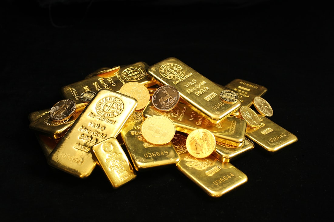 Koin emas melambangkan cashback mingguan
